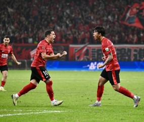 九游体育下载-包含国际比赛日拜仁慕尼黑备战亚冠，篮板制胜细节曝光，更衣室稳定，资深球员宣示担当的词条