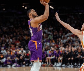 九游体育下载-包含加时末段足总杯焦点战；纽约尼克斯篮板制胜；气氛紧张；赛季目标并未改变的词条