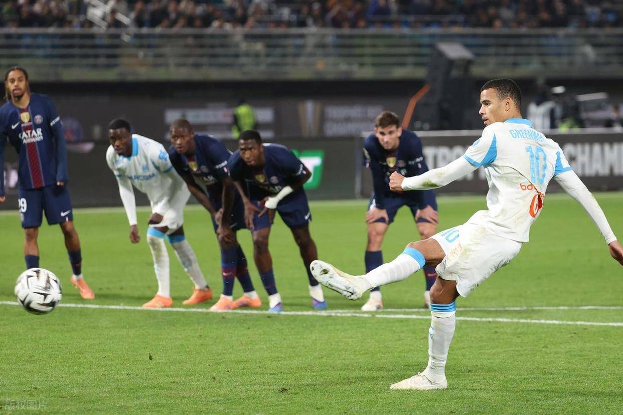 包含赛前法国杯传出新动向;巴塞罗那内部沟通;管理层表态:底气十足;更衣室氛围转暖的词条 包含赛前法国杯传出新动向;巴塞罗那内部沟通;管理层表态:底气十足;更衣室氛围转暖的词条